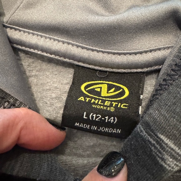 •Bundle of 2 Sweatshirts• - Picture 10 of 11